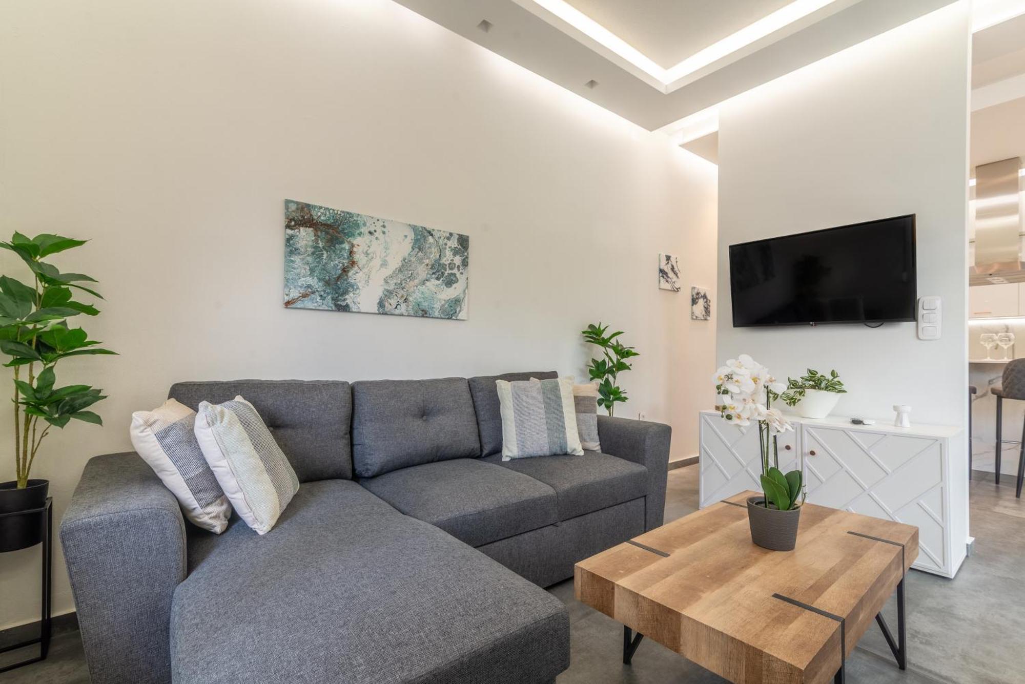 Misty Grey Apartment Near City Centre Ираклион Экстерьер фото